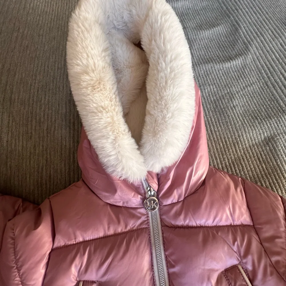 Michael Kors Pink Puffer Jacket for Kids - Picture 3 of 4